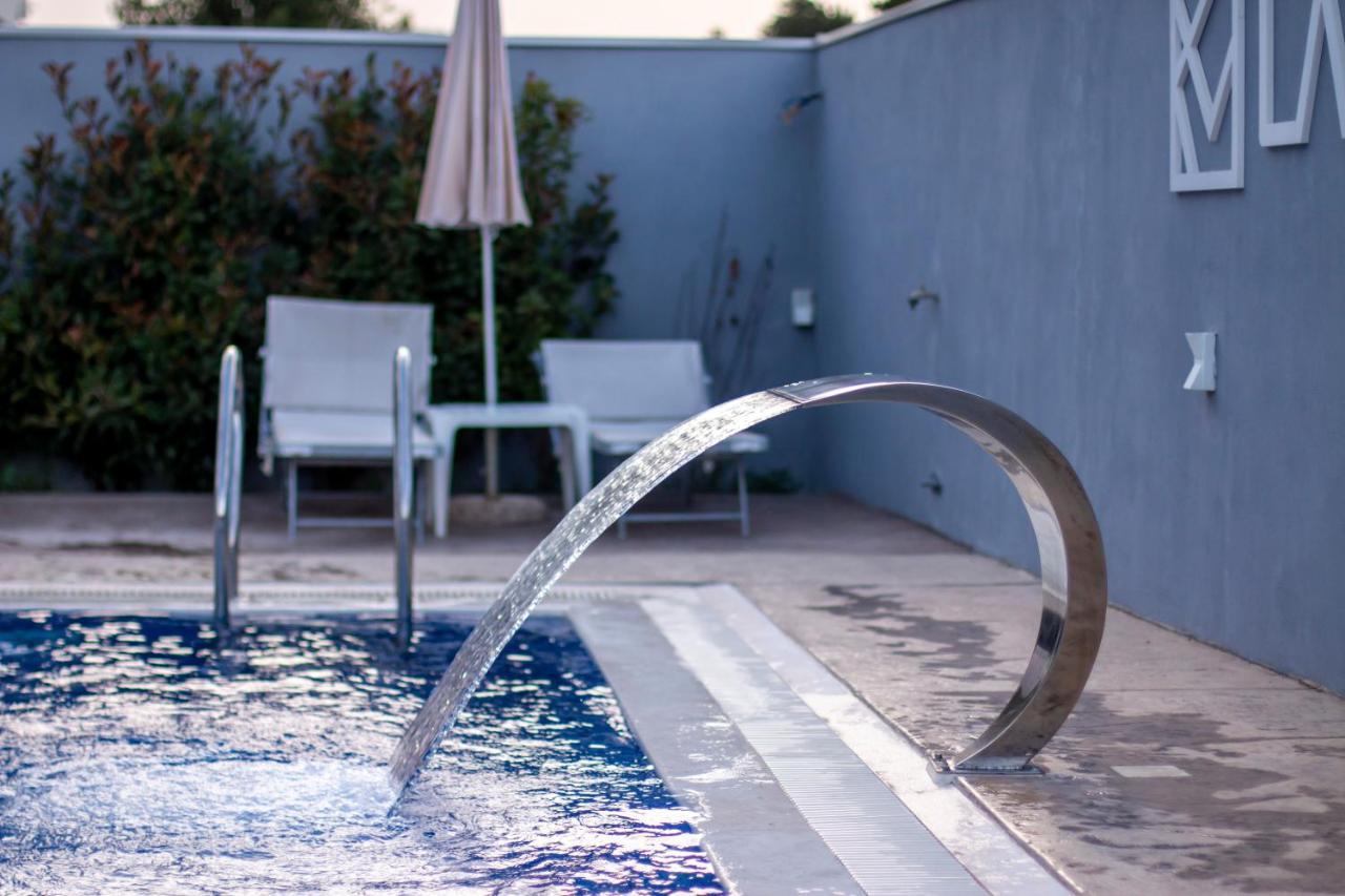 Hotel Lajka Luxury อุลซิน ภายนอก รูปภาพ