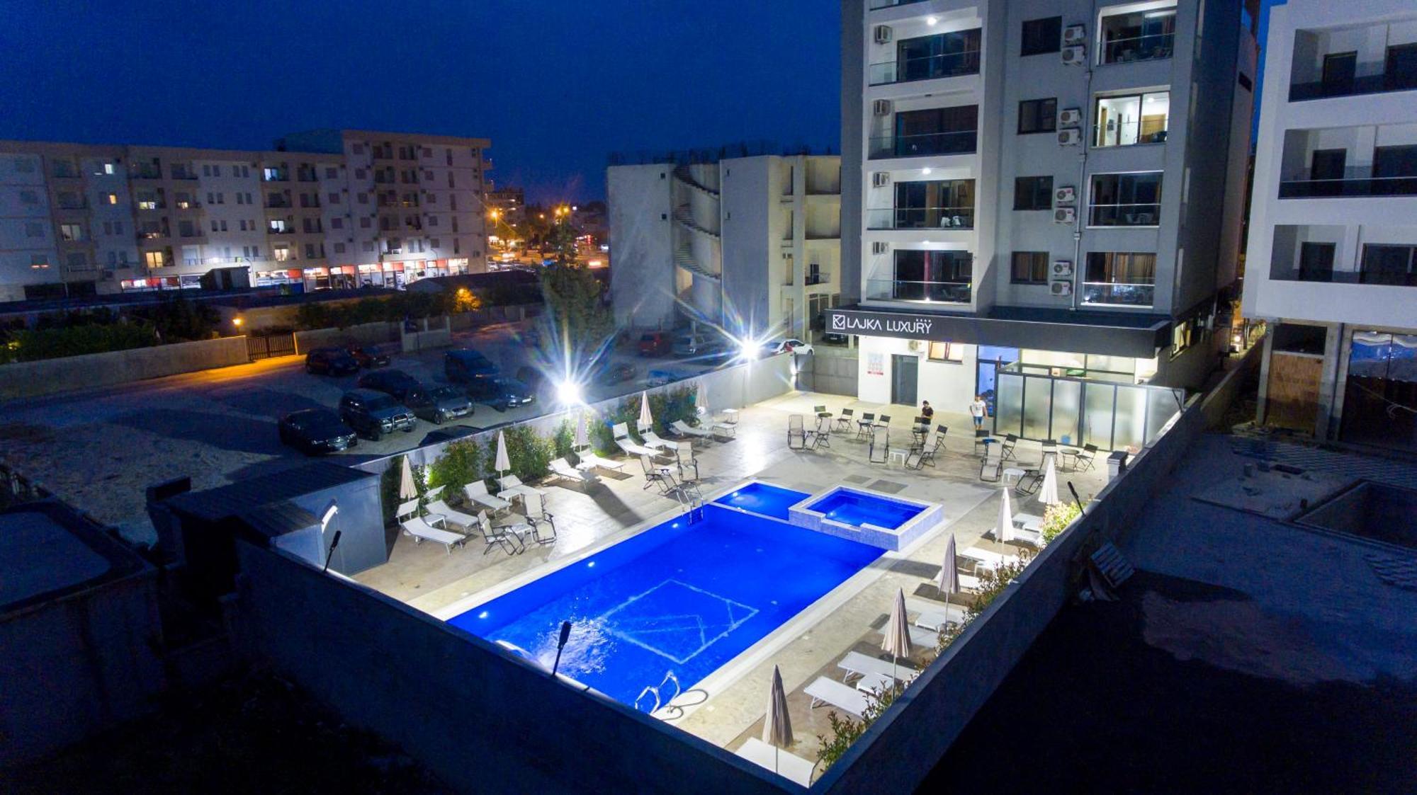 Hotel Lajka Luxury อุลซิน ภายนอก รูปภาพ